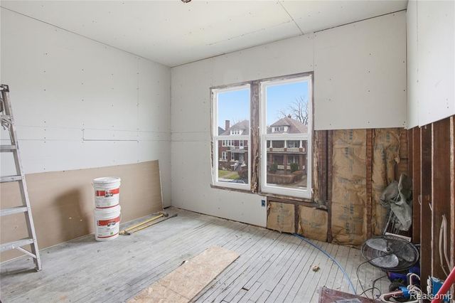 4624 Pacific Street, Detroit, MI 48204