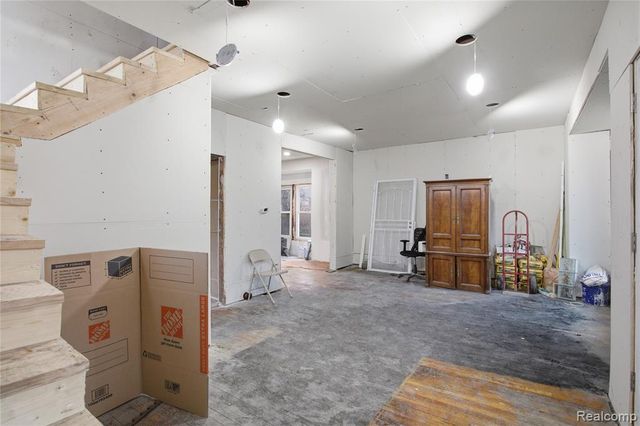 4624 Pacific Street, Detroit, MI 48204