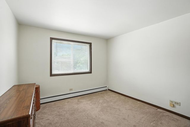 18205 Hart Drive 2B, Homewood, IL 60430