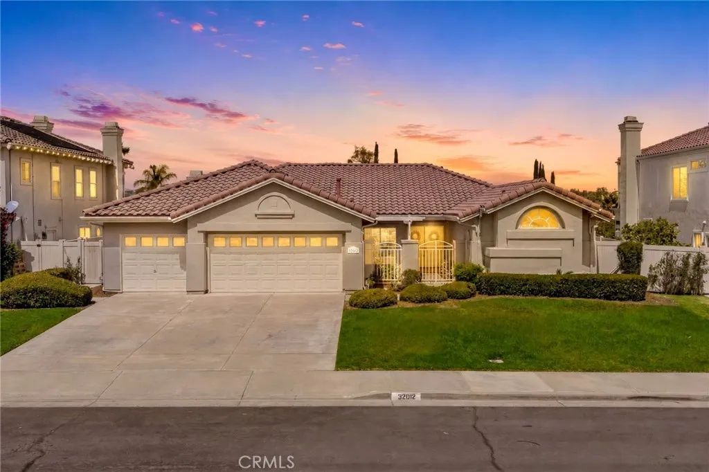 32012 Paseo Parallon, Temecula, CA 92592