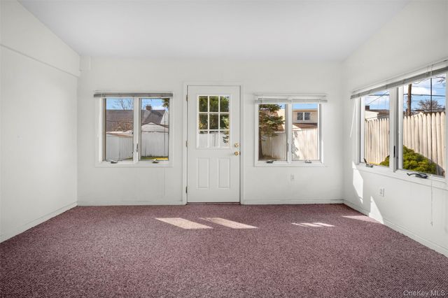 60 Flamingo Road, Levittown, NY 11756