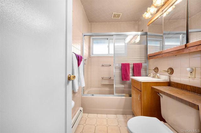 60 Flamingo Road, Levittown, NY 11756