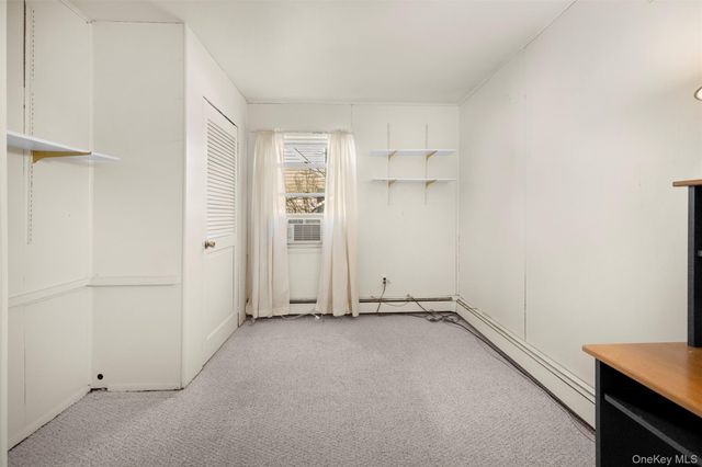 60 Flamingo Road, Levittown, NY 11756