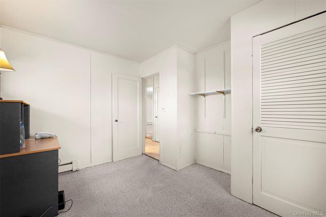 60 Flamingo Road, Levittown, NY 11756