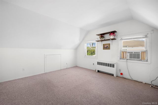 60 Flamingo Road, Levittown, NY 11756