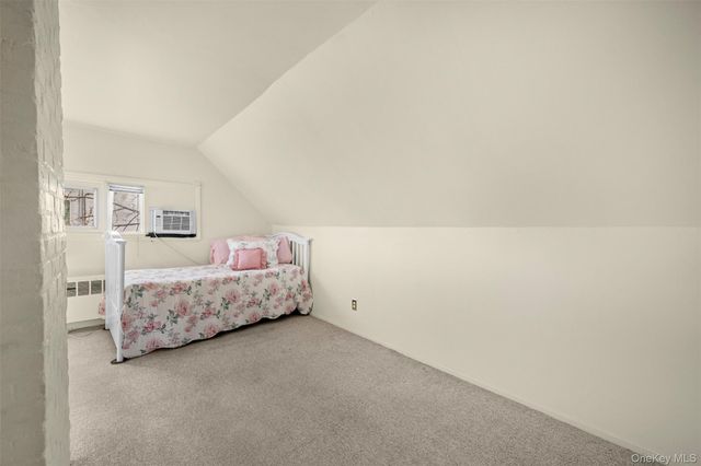 60 Flamingo Road, Levittown, NY 11756