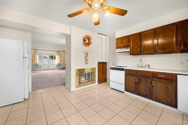 60 Flamingo Road, Levittown, NY 11756