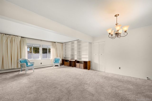 60 Flamingo Road, Levittown, NY 11756