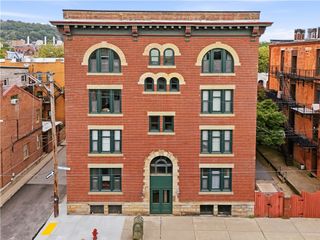1110 Palo Alto St A, Central North Side, PA 15212