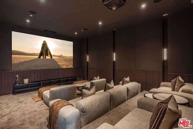 1307 N Doheny Drive, Los Angeles, CA 90069