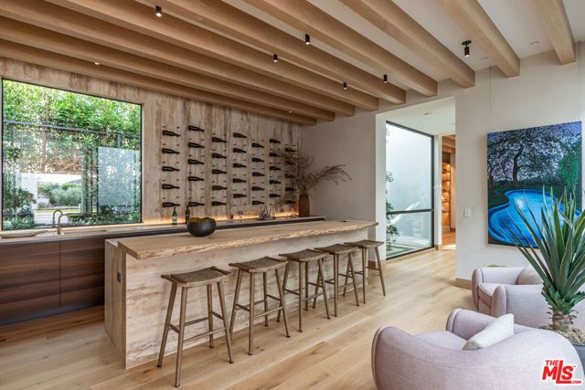 1307 N Doheny Drive, Los Angeles, CA 90069