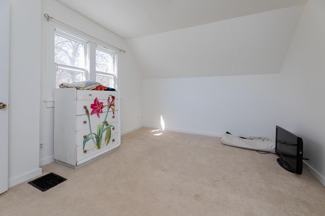 10 7th Avenue N, Fargo, ND 58102