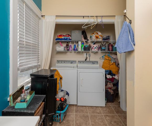 10 7th Avenue N, Fargo, ND 58102