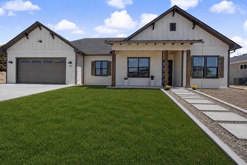 388 Hatchet Canyon Circle, Fruita, CO 81521