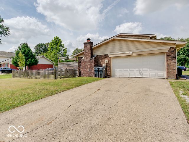 5303 W Thompson Road, Indianapolis, IN 46221