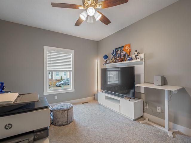 262 Castleknock Road, Winfield, WV 25213