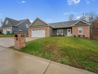 262 Castleknock Road, Winfield, WV 25213