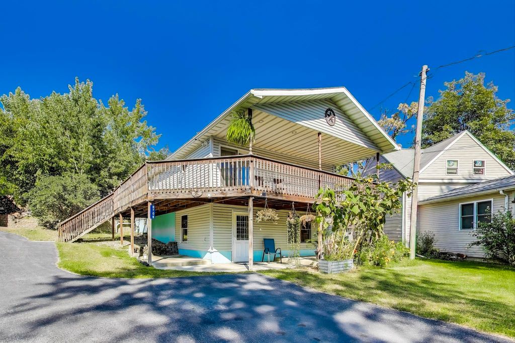 8708 Truman Circle, Cedar Lake, IN 46303