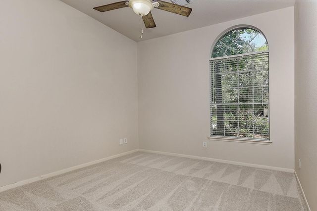 67 N Old Cedar Circle, The Woodlands, TX 77382