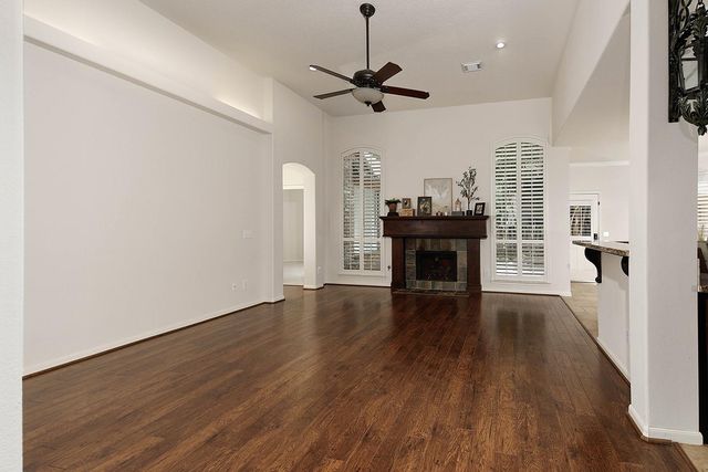67 N Old Cedar Circle, The Woodlands, TX 77382