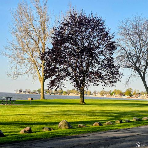 4509 Dixon Road, Frenchtown Twp, MI 48166