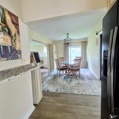 4509 Dixon Road, Frenchtown Twp, MI 48166