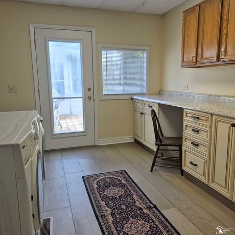 4509 Dixon Road, Frenchtown Twp, MI 48166