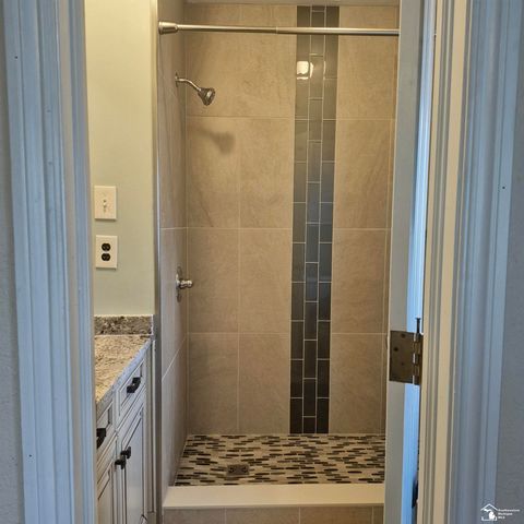 4509 Dixon Road, Frenchtown Twp, MI 48166