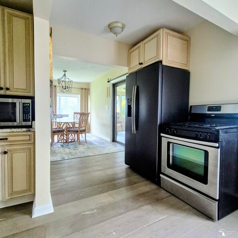 4509 Dixon Road, Frenchtown Twp, MI 48166