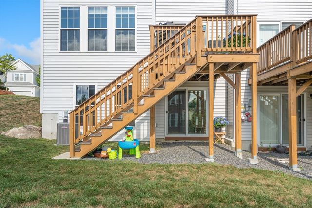 49 Walnut Way 49, Hopkinton, MA 01748