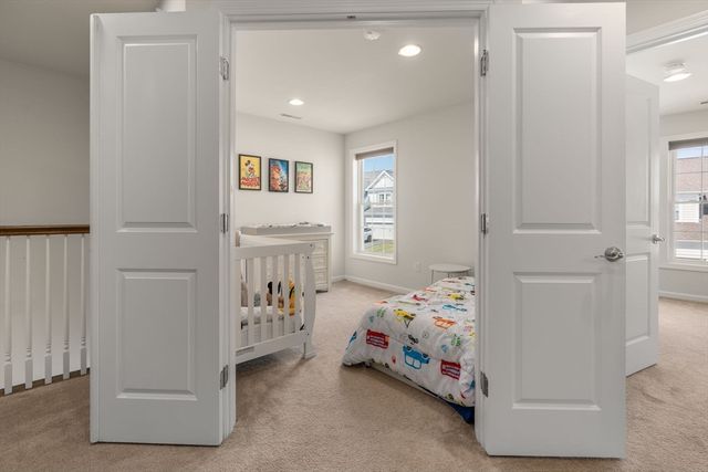49 Walnut Way 49, Hopkinton, MA 01748