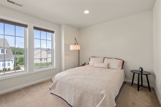 49 Walnut Way 49, Hopkinton, MA 01748
