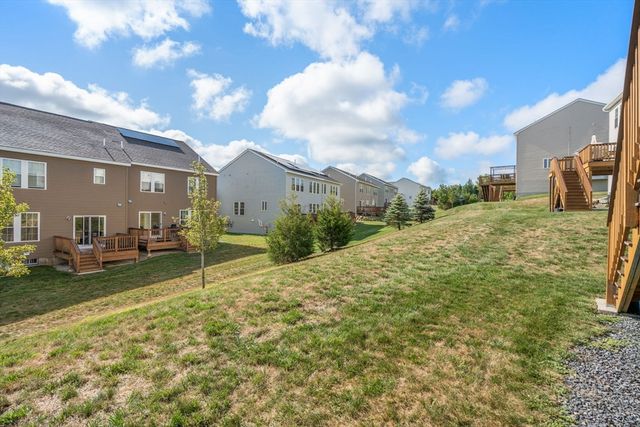 49 Walnut Way 49, Hopkinton, MA 01748