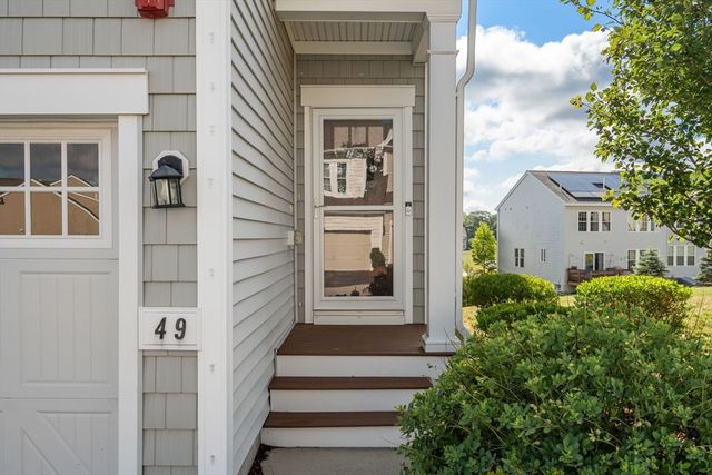 49 Walnut Way 49, Hopkinton, MA 01748