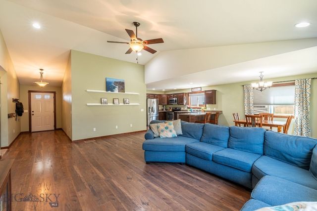 805 Nebula Street, Livingston, MT 59047