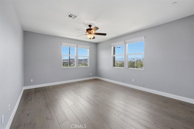 22138 Barrington Way, Saugus, CA 91350