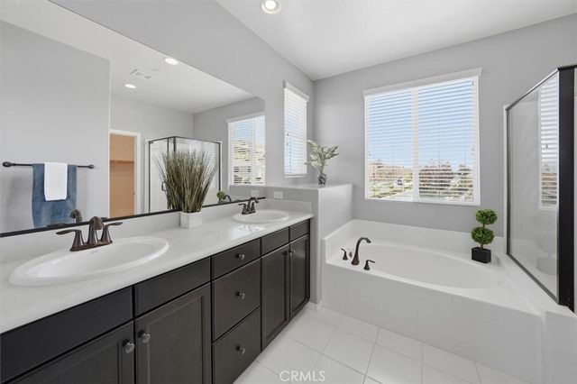 22138 Barrington Way, Saugus, CA 91350
