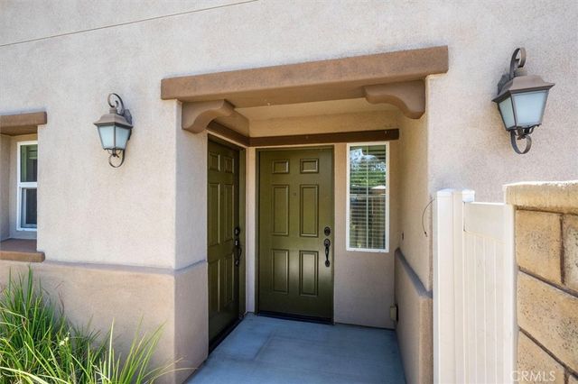 22138 Barrington Way, Saugus, CA 91350