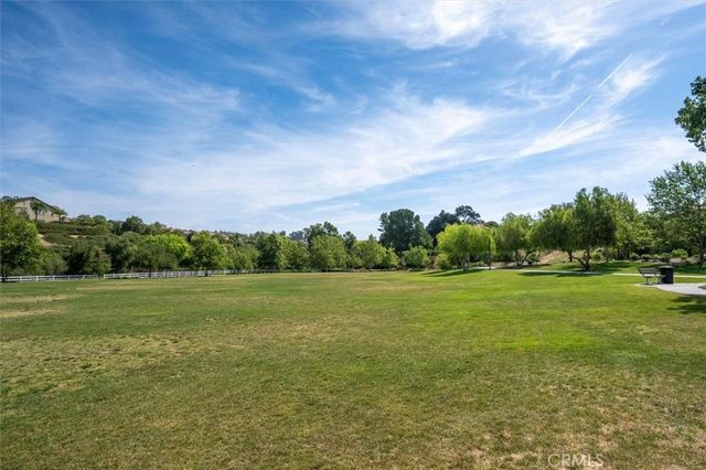 22138 Barrington Way, Saugus, CA 91350