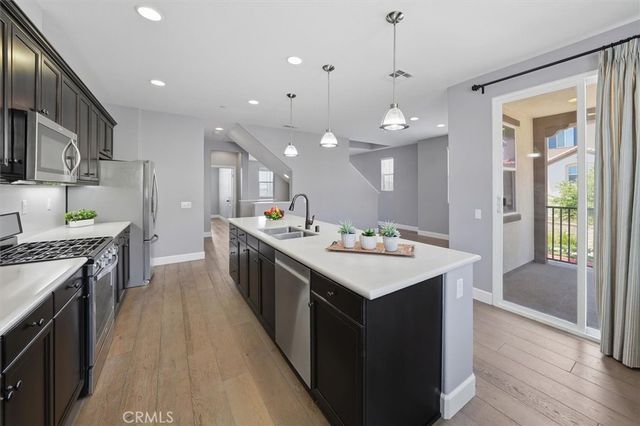 22138 Barrington Way, Saugus, CA 91350