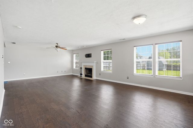 987 Gulf Shore Boulevard, Kokomo, IN 46902