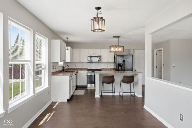 987 Gulf Shore Boulevard, Kokomo, IN 46902