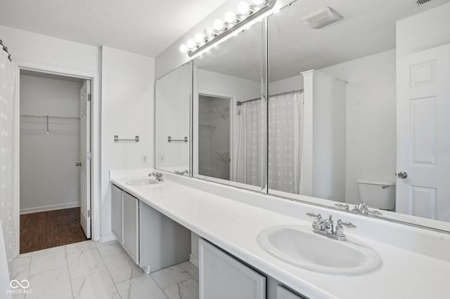 987 Gulf Shore Boulevard, Kokomo, IN 46902