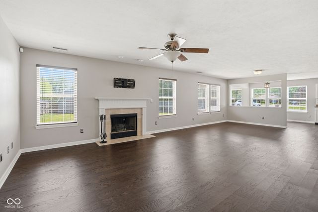 987 Gulf Shore Boulevard, Kokomo, IN 46902