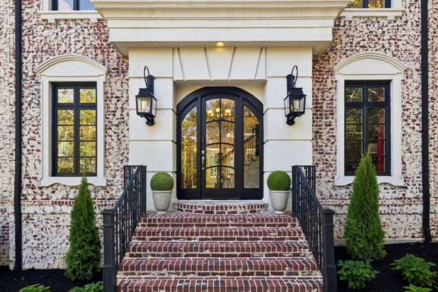 6355 Shadow Ridge Ct, Brentwood, TN 37027