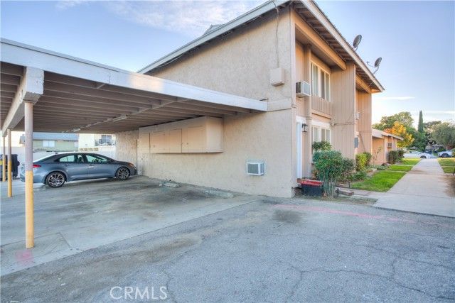 154 Linda C, Upland, CA 91786