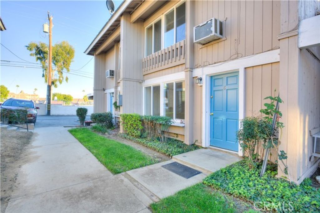 154 Linda C, Upland, CA 91786