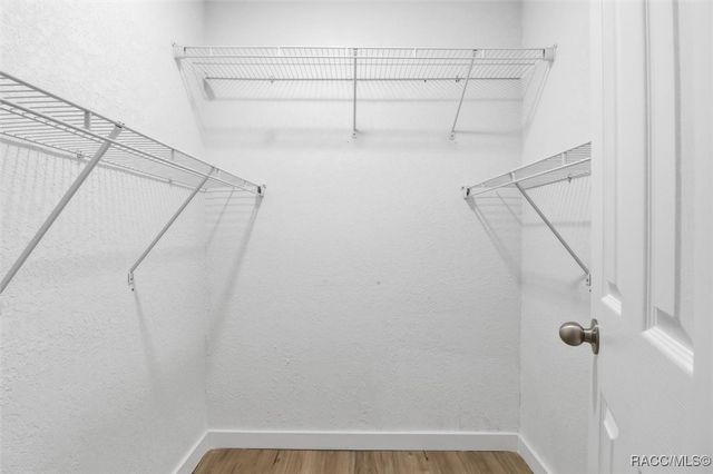 20473 W McKinney Avenue, Dunnellon, FL 34431