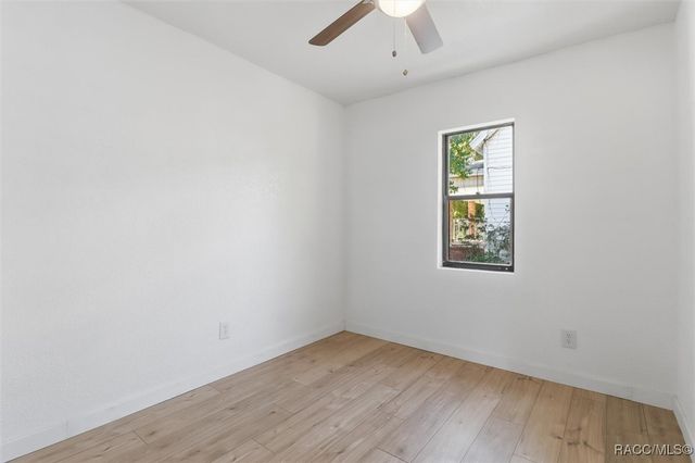 20473 W McKinney Avenue, Dunnellon, FL 34431