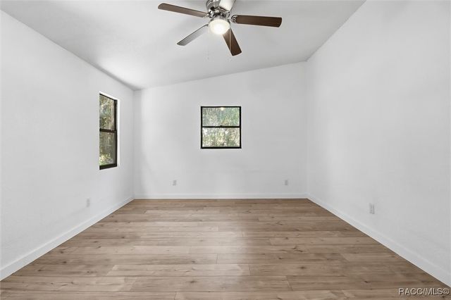 20473 W McKinney Avenue, Dunnellon, FL 34431